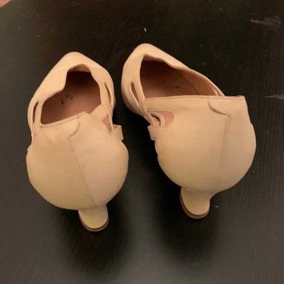 Designer Heals - Picture 4 of 4